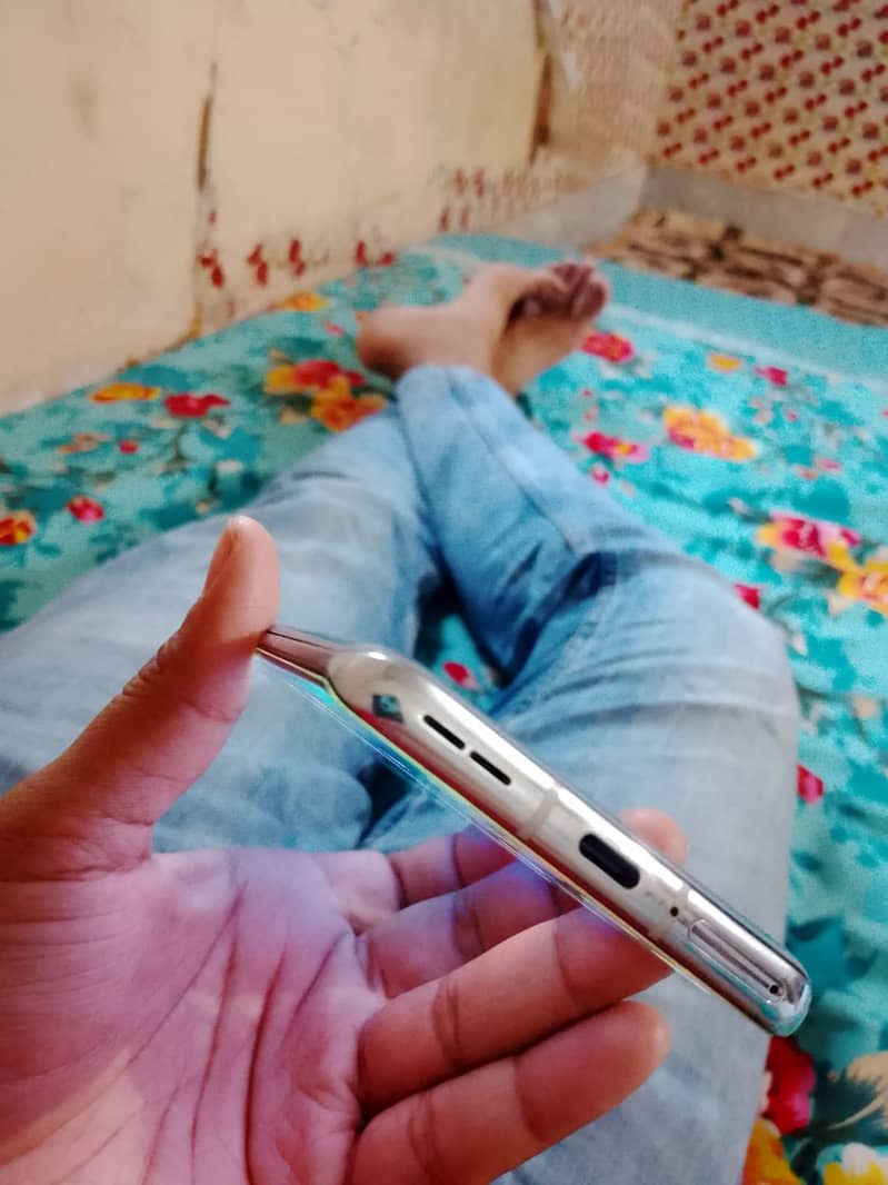 One Plus 9 pro 4