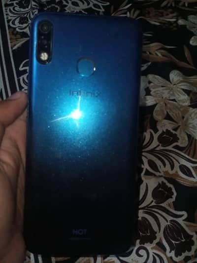 Infinix Hot 8 Lite