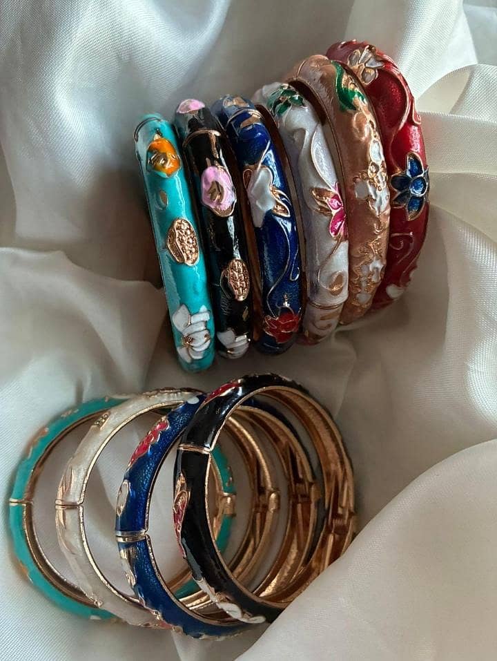 Bangles 0