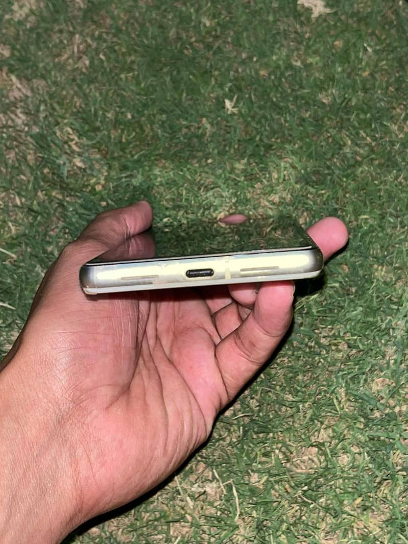 Google Pixel 7 3