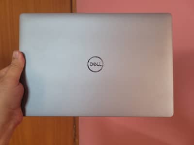 Dell latitude 10th gen Quadcore processor - 8gb ram - 256gb Nvme