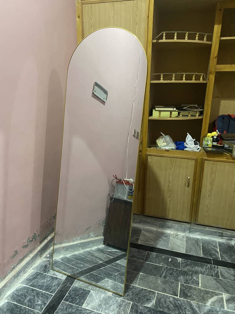 Stand mirror 0