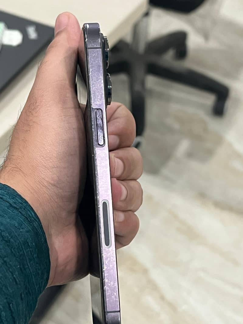Apple iPhone 14 Pro Max 3