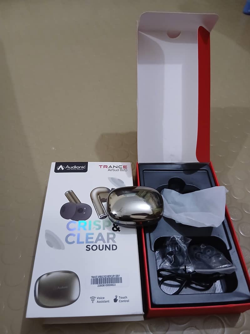 AUDIONIC trone 820 0
