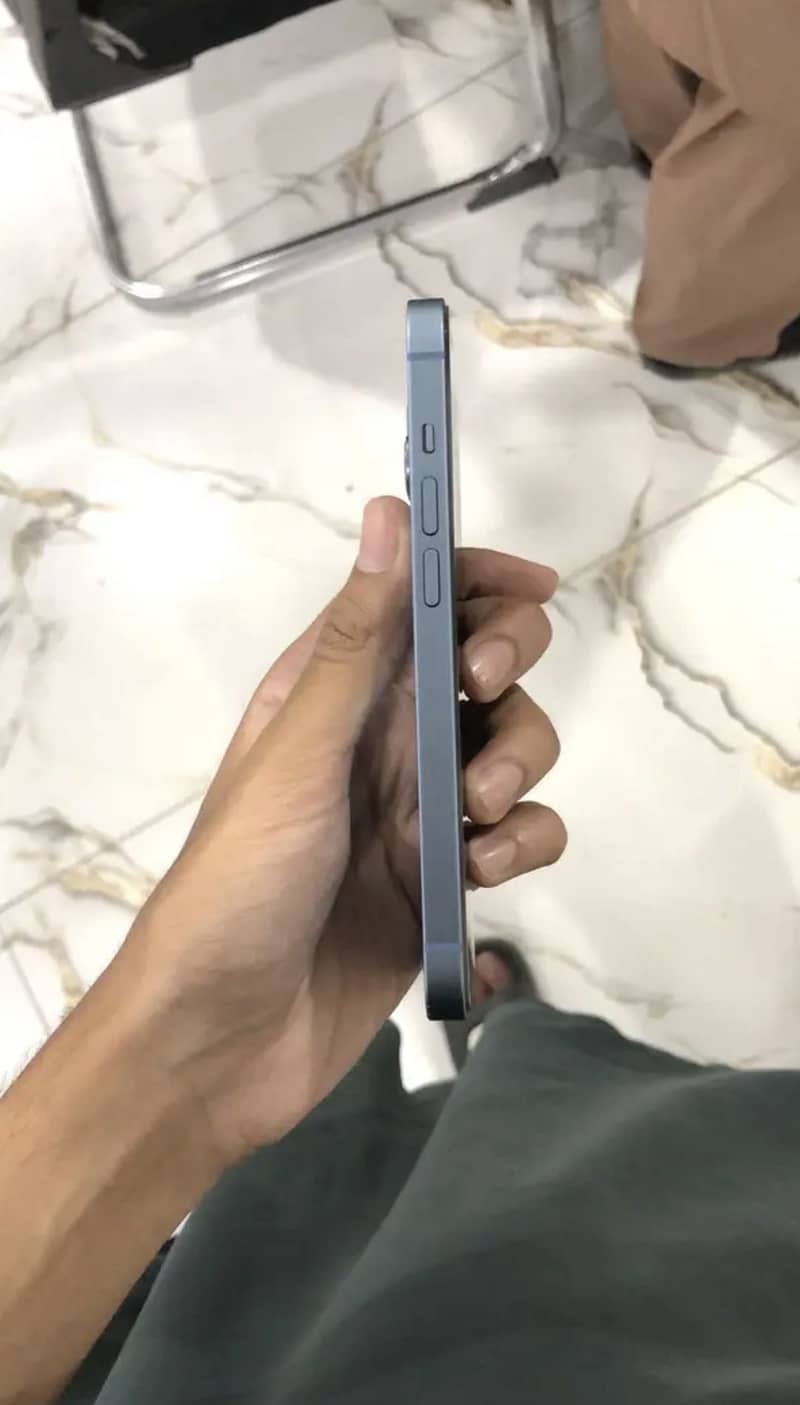 Apple iPhone 14 1