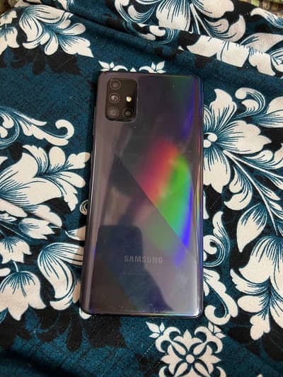 Samsung Galaxy A71 - Excellent Condition, Fully Functional