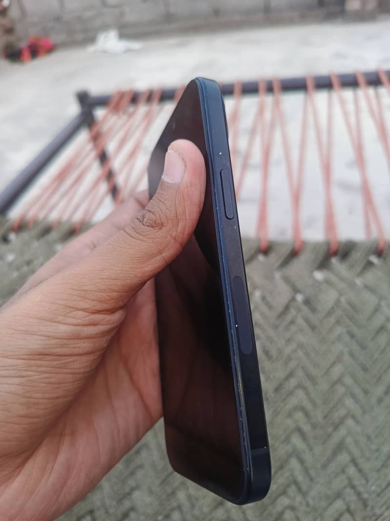 Apple iPhone 15 1