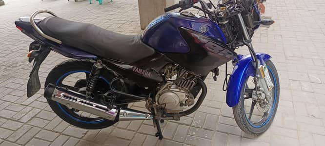 Yamaha ybr 2018 end model fit bike
