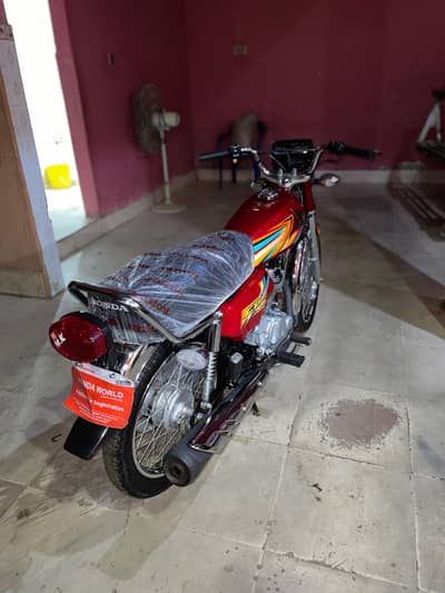 Honda 125 26k model he