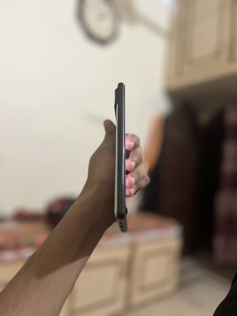 Google Pixel 6 4