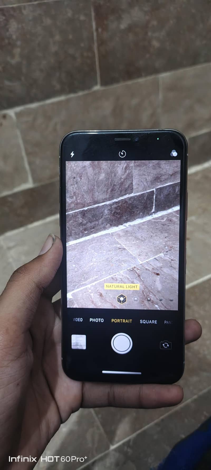 Apple iPhone X 0