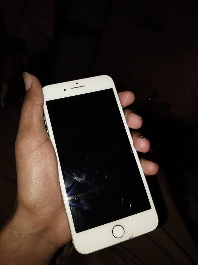 iPhone 8 Plus 3