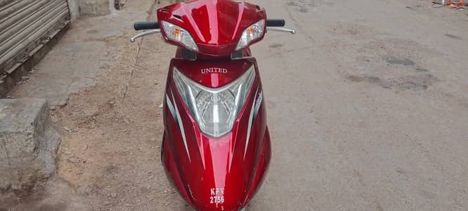 united scooty mobal 2022 fist owen bike cplc ok  0/3/1/4/2/1/9/9/6/0/3