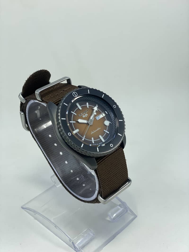 Seiko 5 2