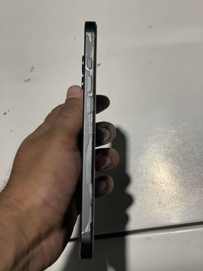 Apple iPhone 16 Plus
