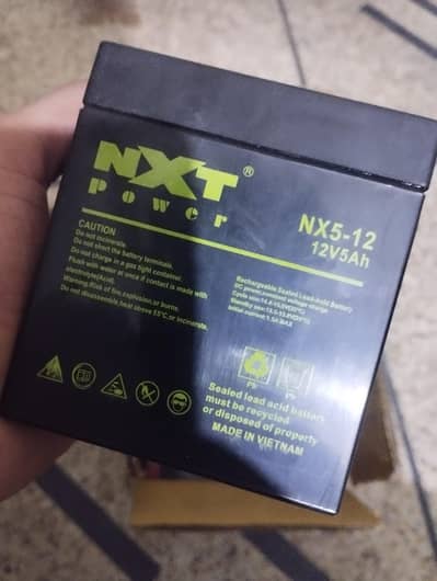 12v 5a pulled out batteries from ups 7/10condition