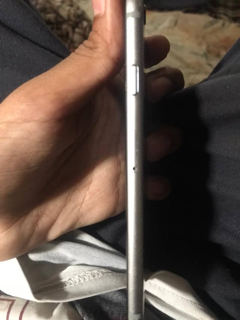 Apple iPhone 6S 7