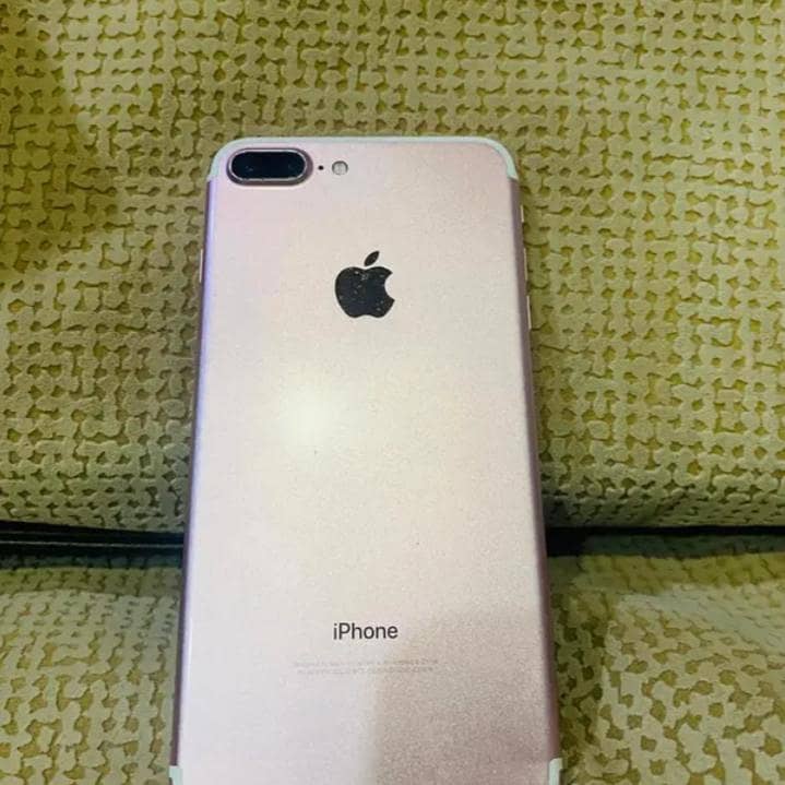 Apple iPhone 7 Plus 2