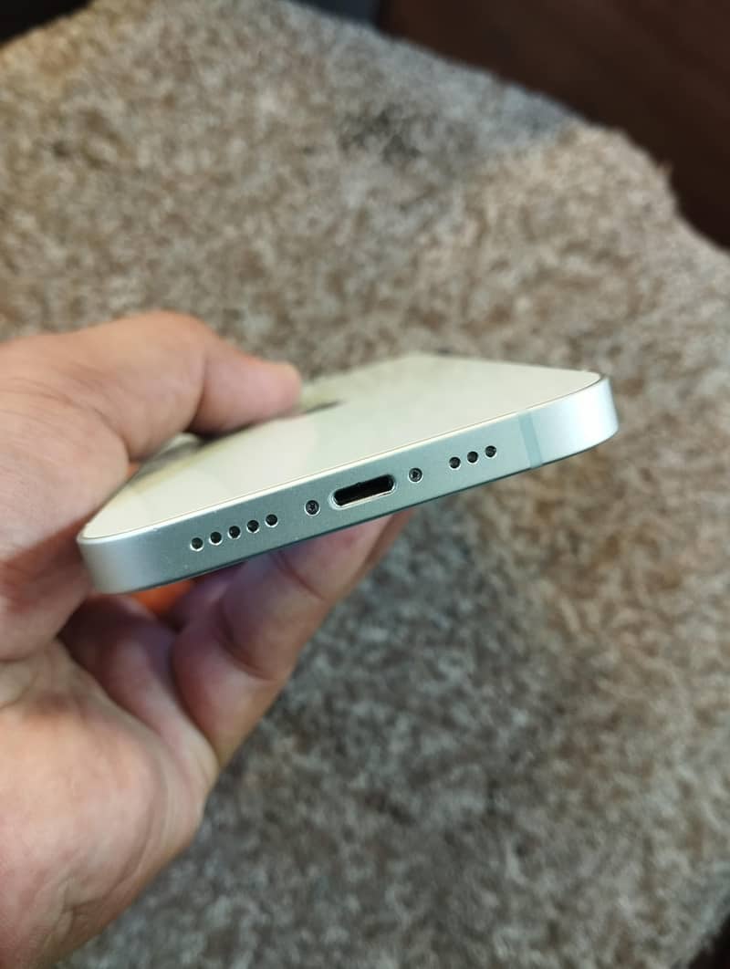 Apple iPhone 12 2