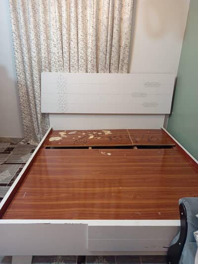 Bed dressing table and sofa cum bed for sale