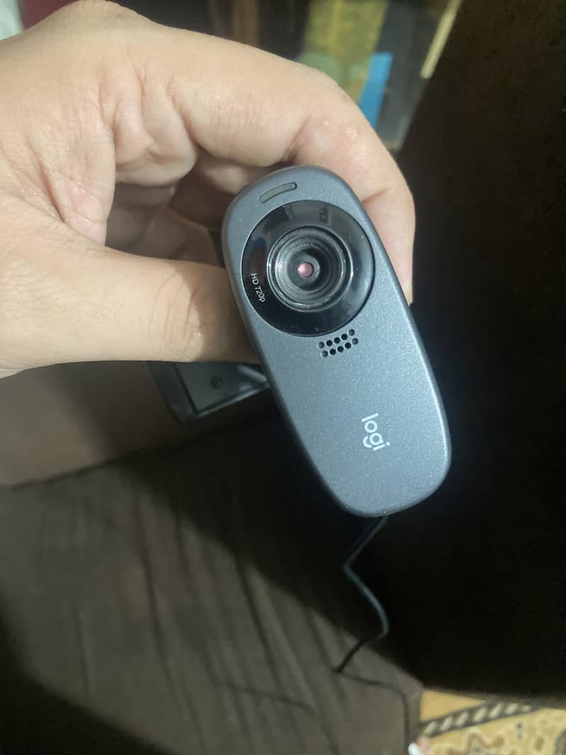 Logitech c310 2