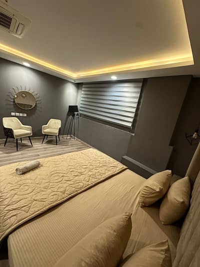 GOLD CREAST APPARMENT Brand New 3 bedroom Fully FURNISHED Original Picture Final Rent 280 . Soundproof System. ( 1850) SQ feet approx) Gold Crest Apparment Daily Basis. Weekly . Monthly Basis In GOLD Creast Mall,DD Block. DHA Phase 04