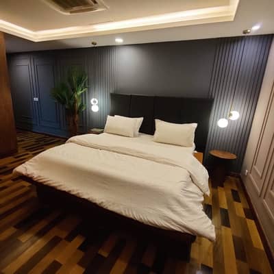 GOLD CREST MALL Apparment 2 Bedroom LONG TIME SHORT TIME Available Fully Furnished Apartment (1786) Sq Feet Approx) Available For Rent On Daily, Weekly & Monthly Basis In Gold Crest Mall, DD Block. DHA Phase 04 Lahore