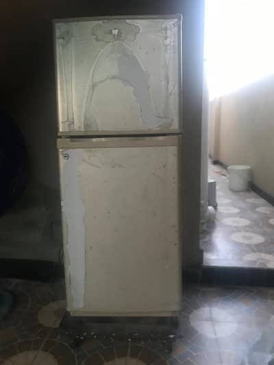 Dawlance Refrigerator (small size) for sale