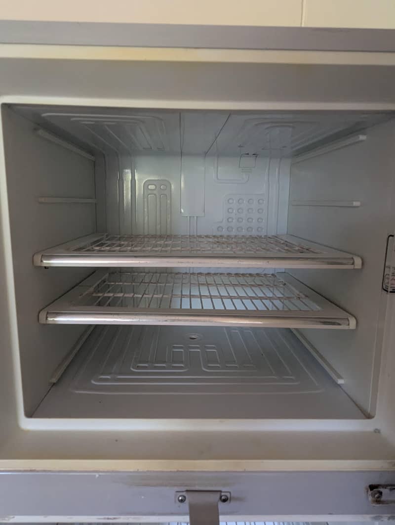 Refrigerator 5
