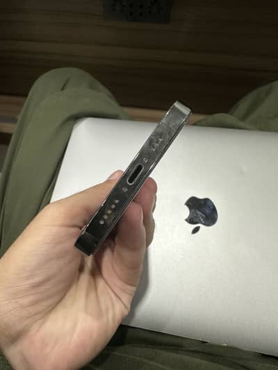 Apple iPhone 12 Pro