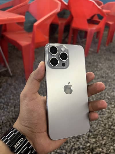 iPhone 15 Pro max jv 256gb