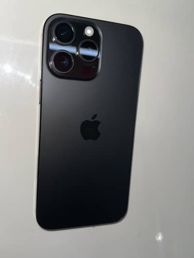 Apple iPhone 16 Pro Max