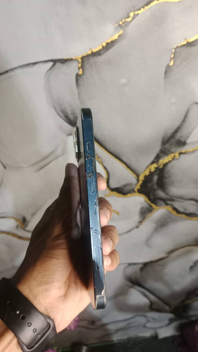 Iphone 13 3