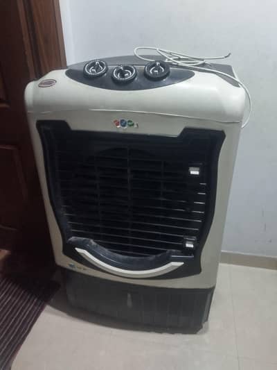 WhatsApp 03177394272 cooler for sale only serious buyers contact me