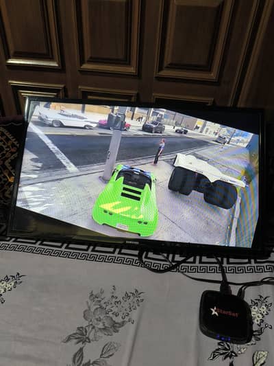 Original Samsung simple led with Android box