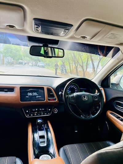 Honda Vezel 2015