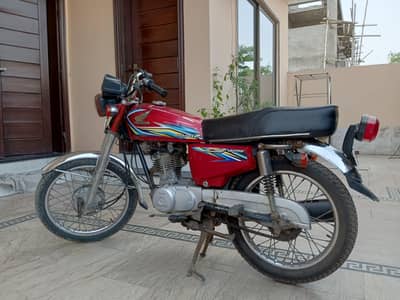 Honda 125 2018 Model In Red Colour All Document Clear Condition Normal