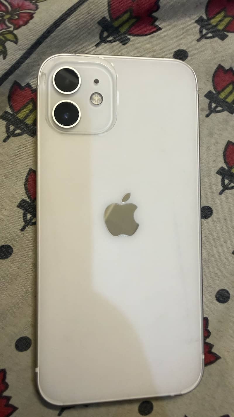 Apple iPhone 12 8