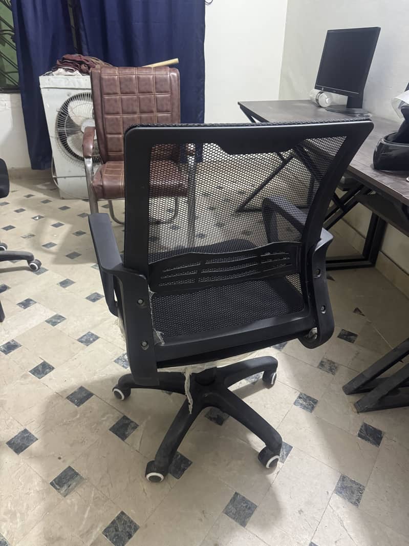 Computer Table available in Lahore 10