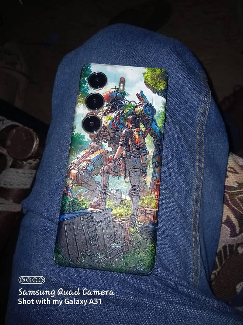 Tecno CAMON 40 Pro 1