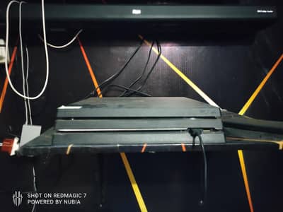 PS4 pro 1TB Jailbreak