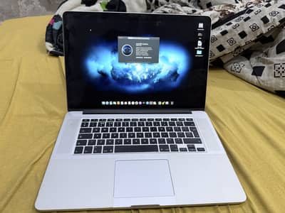 Macboo Pro 2015 15 inches 4k ratina disply