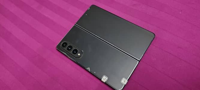 Samsung Mobile Z Fold 4