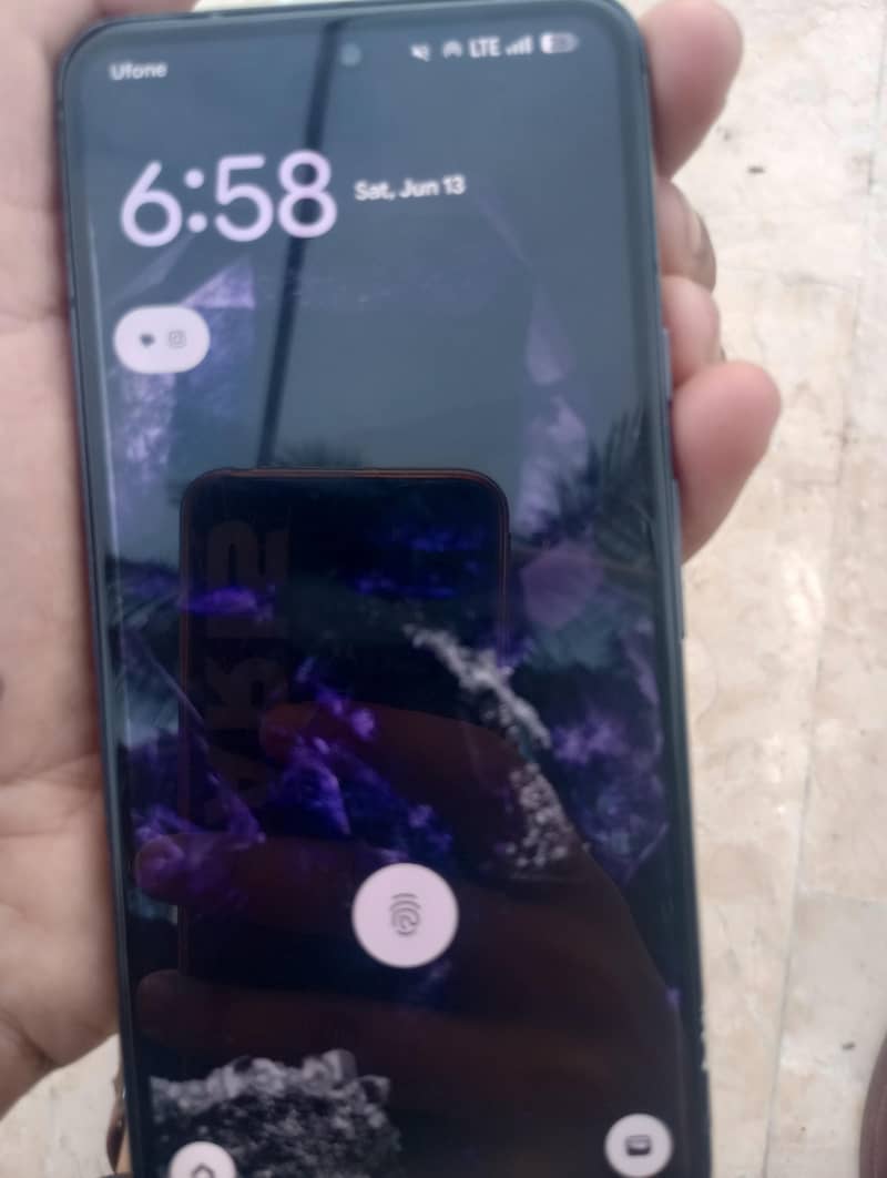 Google Pixel 8 2