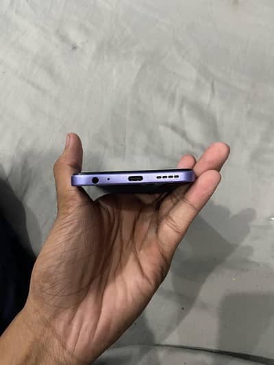 Infinix hot 60i  ----03193590932