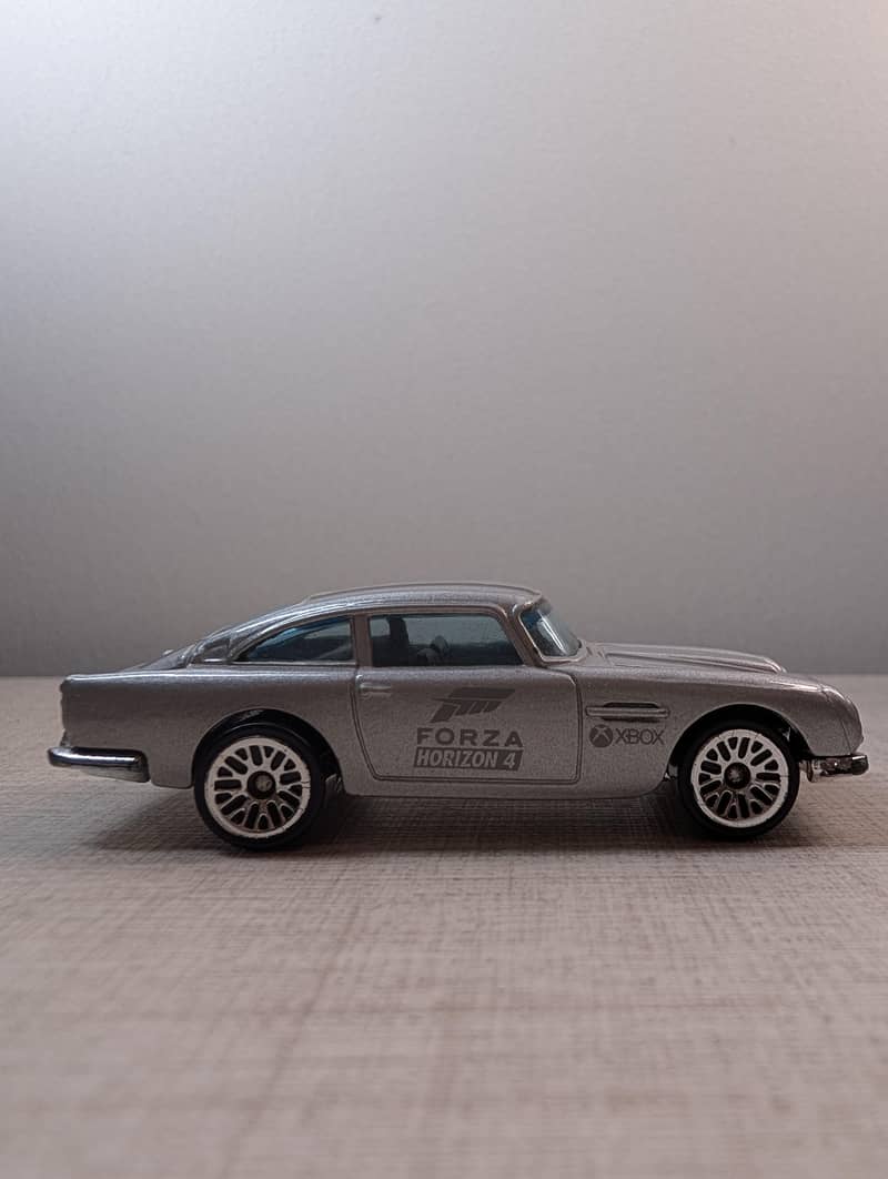 diecast collectables 19