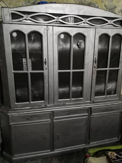 showcase 3door