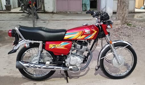 Honda CG 125 Advance 2026 reg 2025 zero condition 03100206928