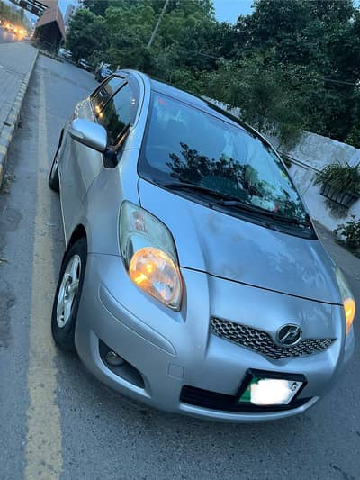 Toyota Vitz 2010