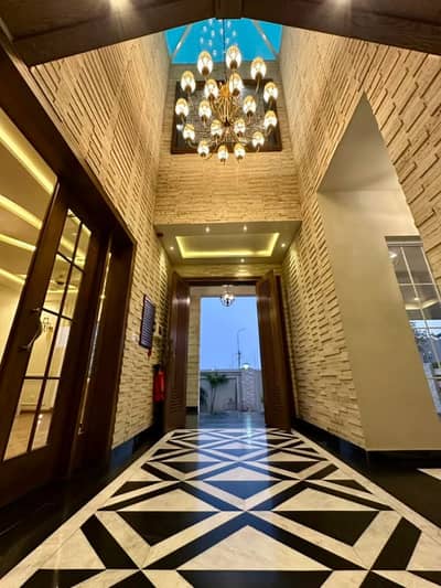 BRAND NEW ONE KANAL LUXURY MODERN DESIGN HOUSE In DHA Phase 06 Original Picture